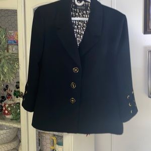 Beautiful Black Kaspar Blazer Jacket